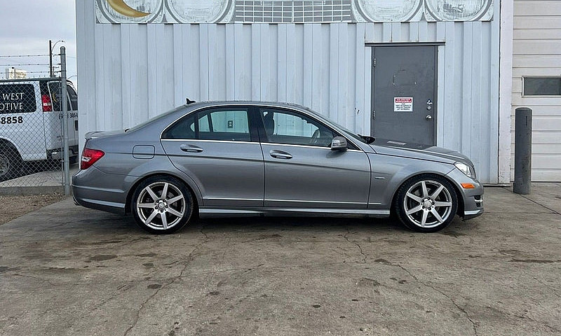 2012 Mercedes-Benz C...
