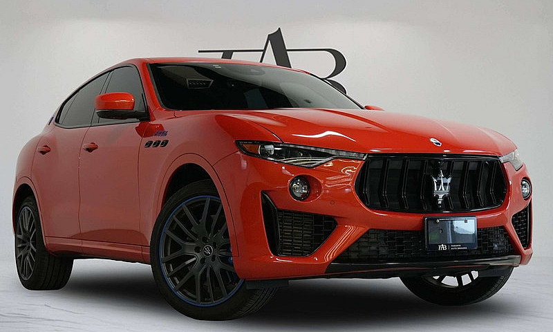 2023 Maserati Levant...
