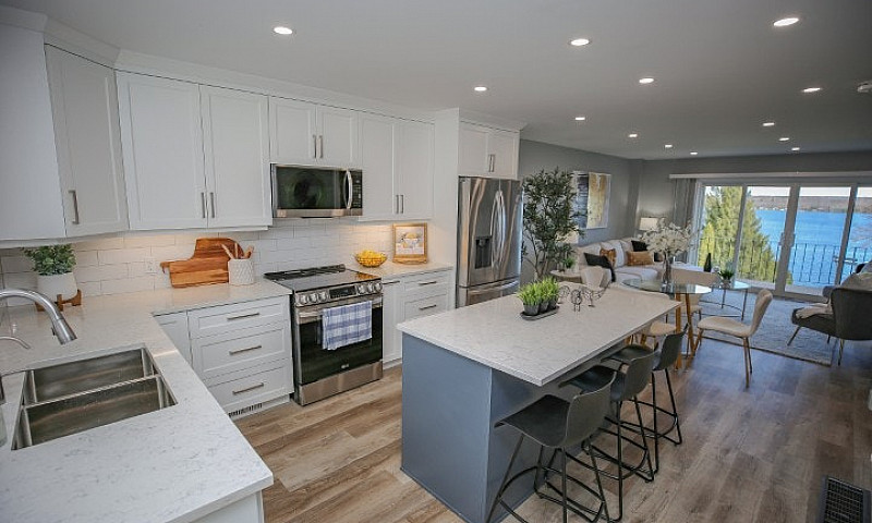Riverfront Townhome ...