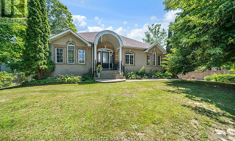 12 Mariposa Crescent...