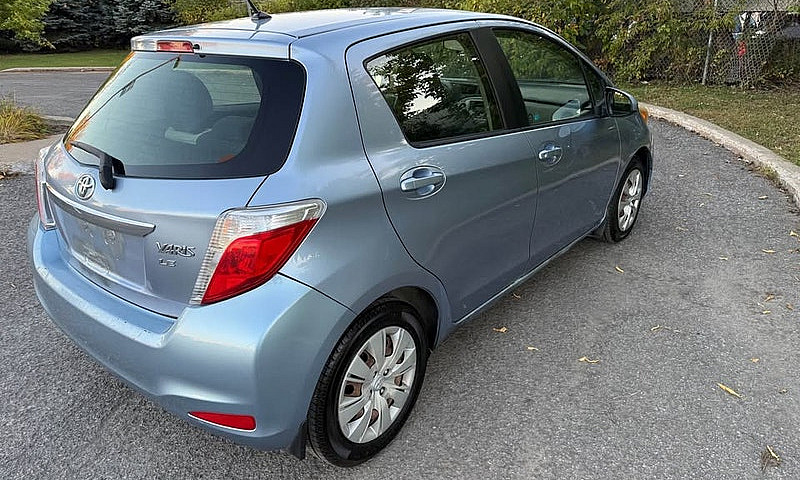2012 Toyota Yaris 20...