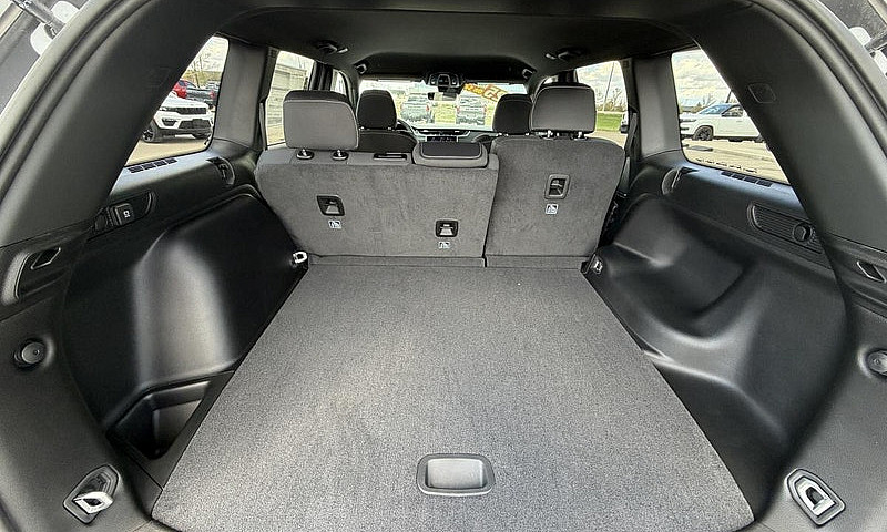2025 Jeep Grand Cher...
