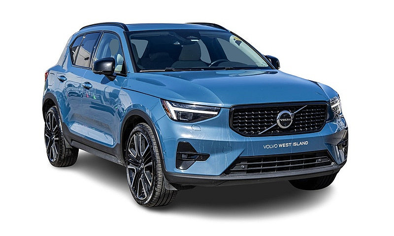 2023 Volvo Xc40...