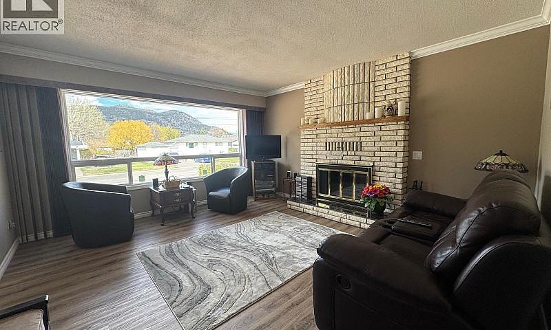 2176 Merritt Avenue ...