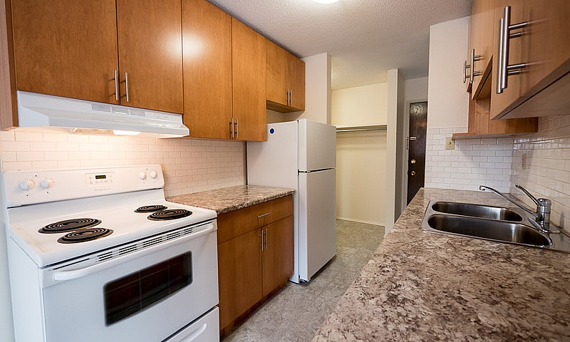 9620 156 Street. - R...