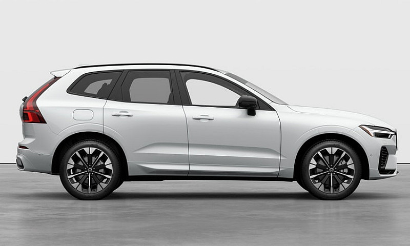 2027 Volvo Xc60 Plug...