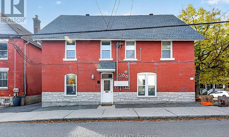 7 - 4 Eccles Street ...