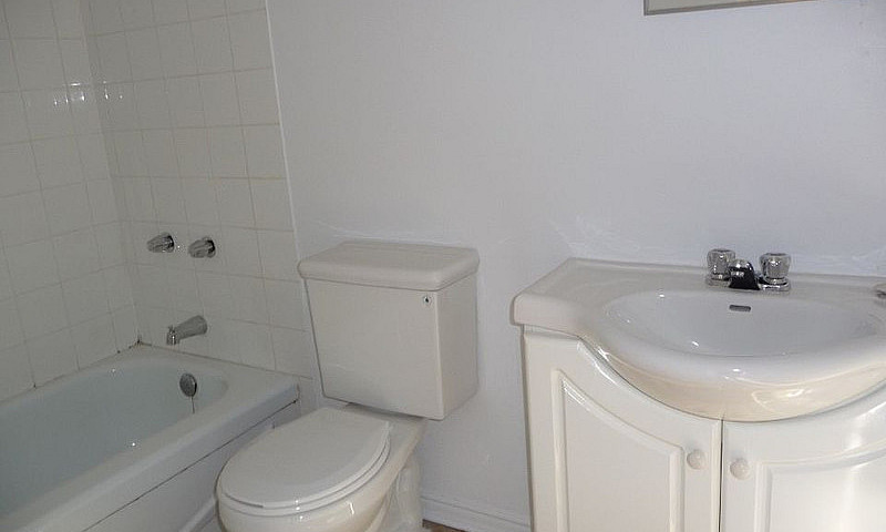 Beautiful 2 Bedroom ...