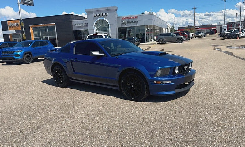 2009 Ford Mustang Gt...