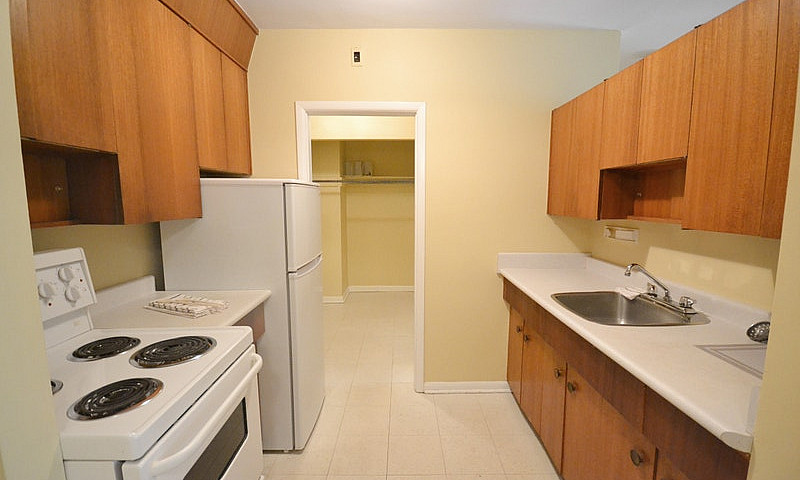 1 Bedroom - Start Th...