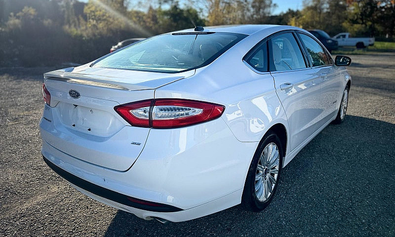 2014 Ford Fusion Se ...