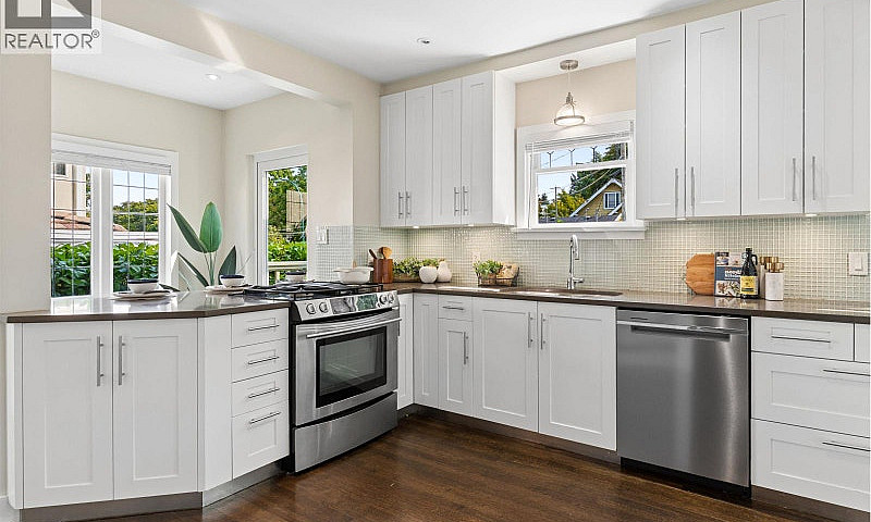 908 W 21St Avenue Va...