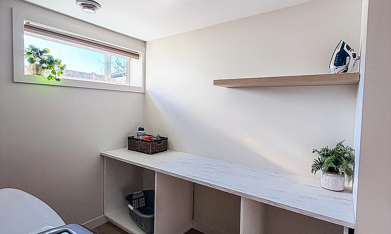 Spacious 3-Bedroom, ...