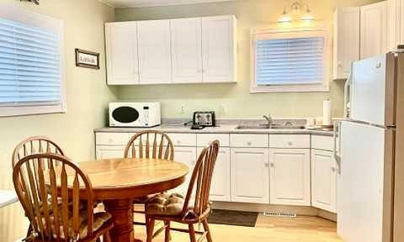 5007 51 Street Hardi...