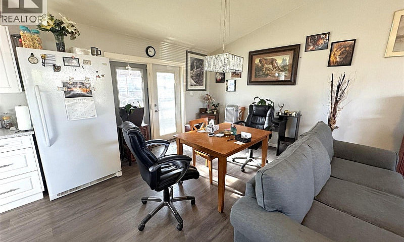 2402 Coldwater Avenu...