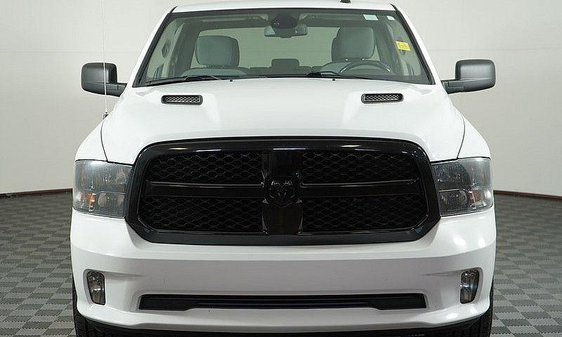 2023 Ram 1500 Classi...