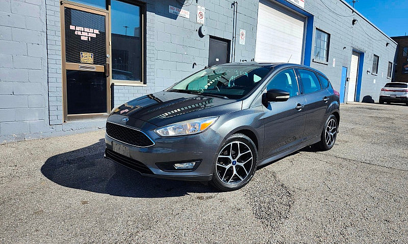 2017 Ford Focus Se *...