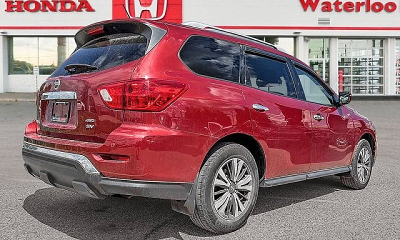 2017 Nissan Pathfind...