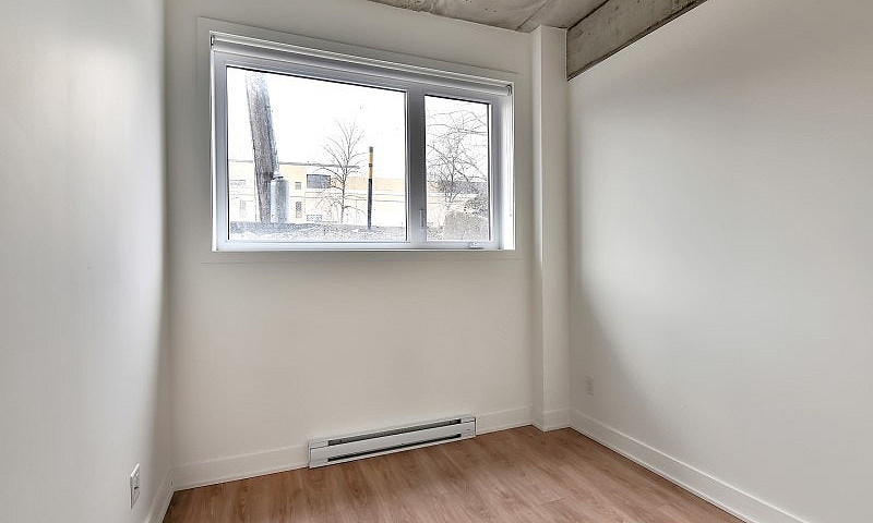 2 Étages Condo Appar...
