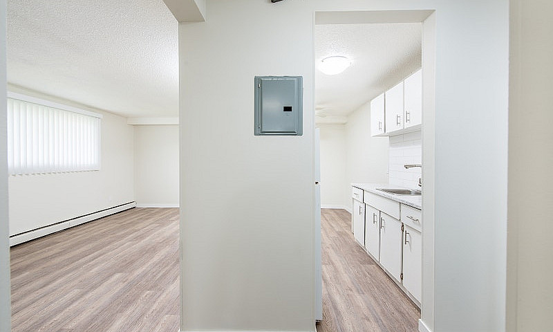 Hampton Lane - 1 Bed...