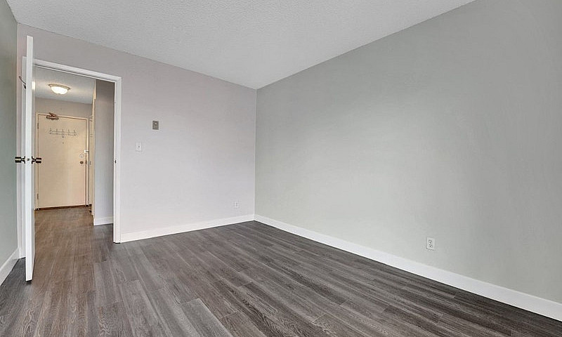 Fraser Place Apartme...
