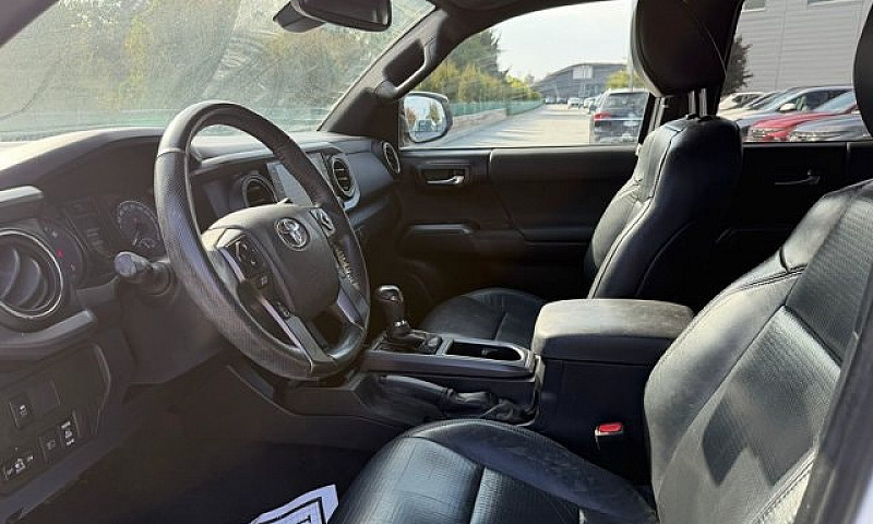2021 Toyota Tacoma T...