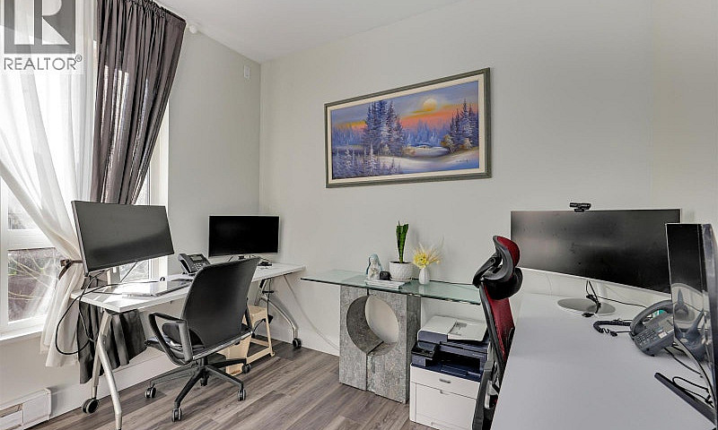 50 160 Pembina Stree...