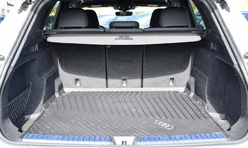2025 Audi Q5 Progres...