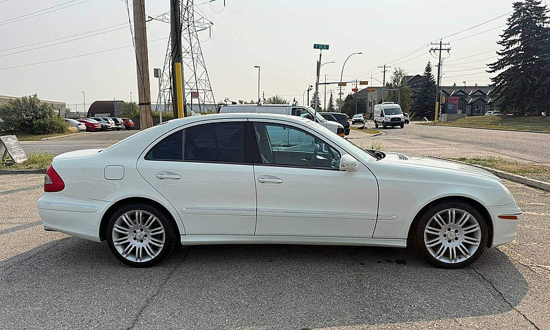 2008 Mercedes-Benz E...