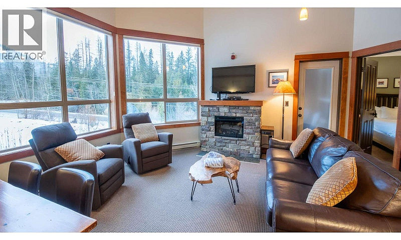4559 Timberline Cres...