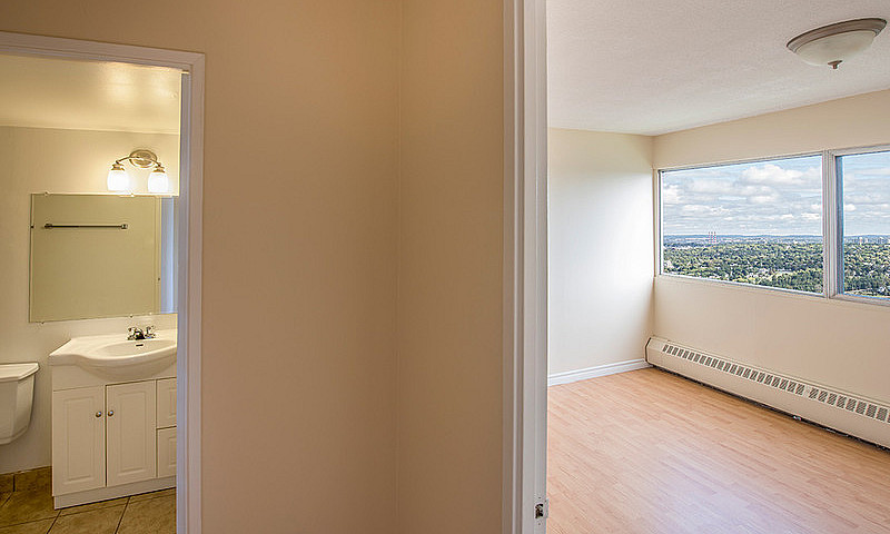 The Best 2 Bedroom A...