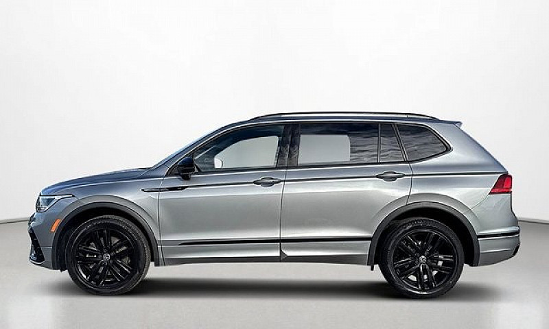2022 Volkswagen Tigu...
