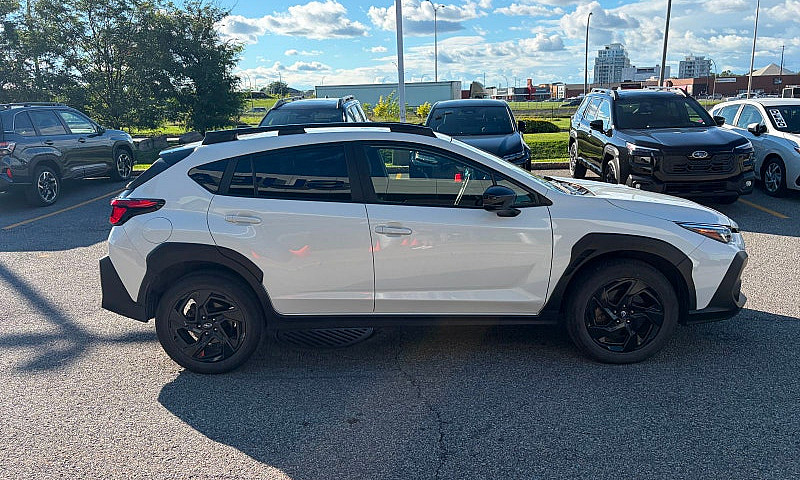 2024 Subaru Crosstre...