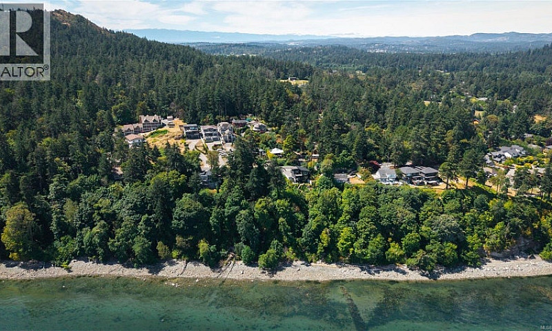 4569 Cordova Bay Rd ...