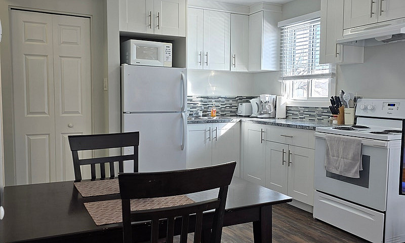 Fully Furnished, All...