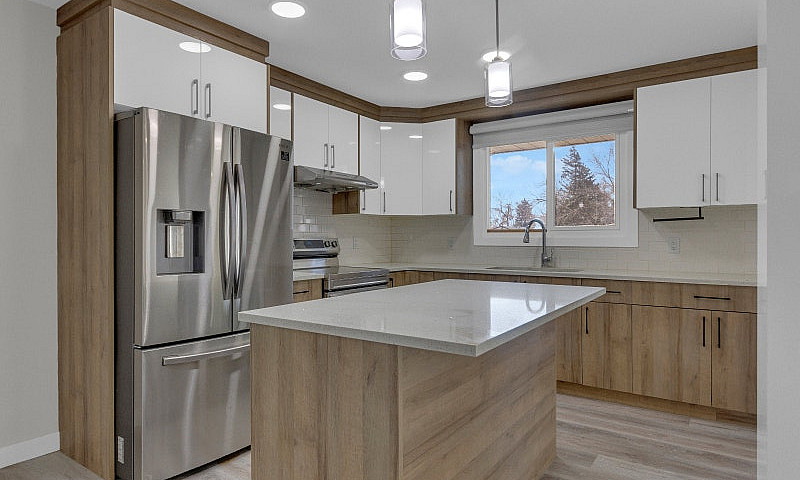 Fully Renovated Dove...