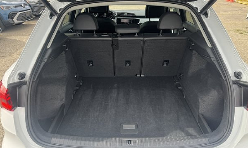 2025 Audi Q3 Prem...