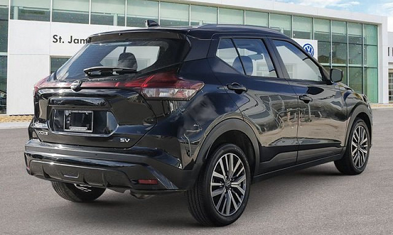 2024 Nissan Kicks Sv...