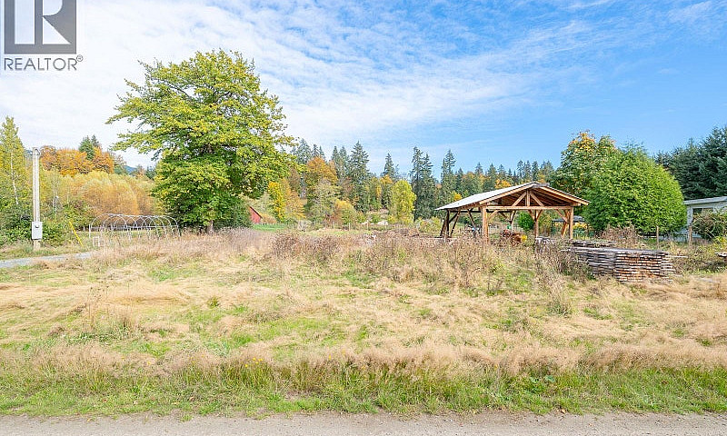 6211 Ferguson Rd Por...
