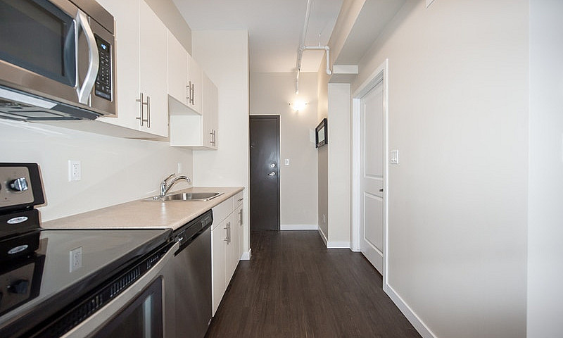300 Tache Avenue - O...