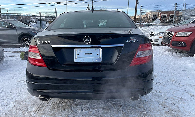 2010 Mercedes-Benz C...