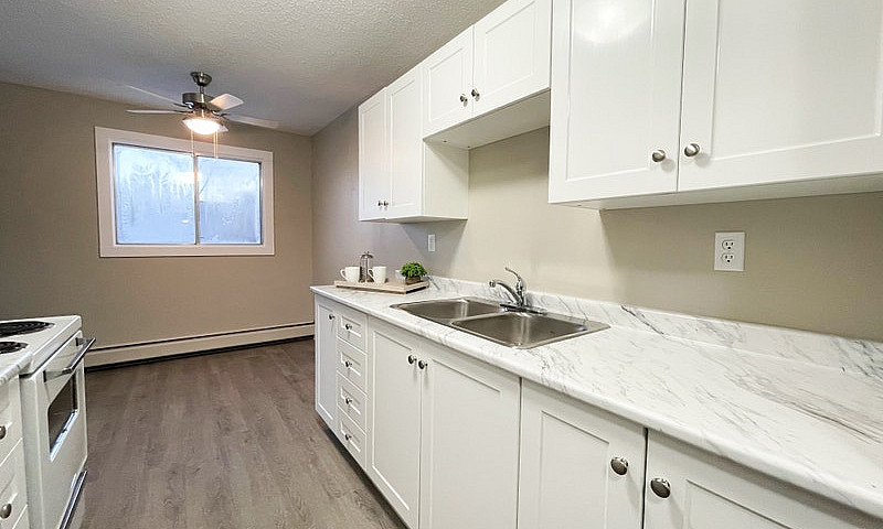 2 Bedroom Yellowston...