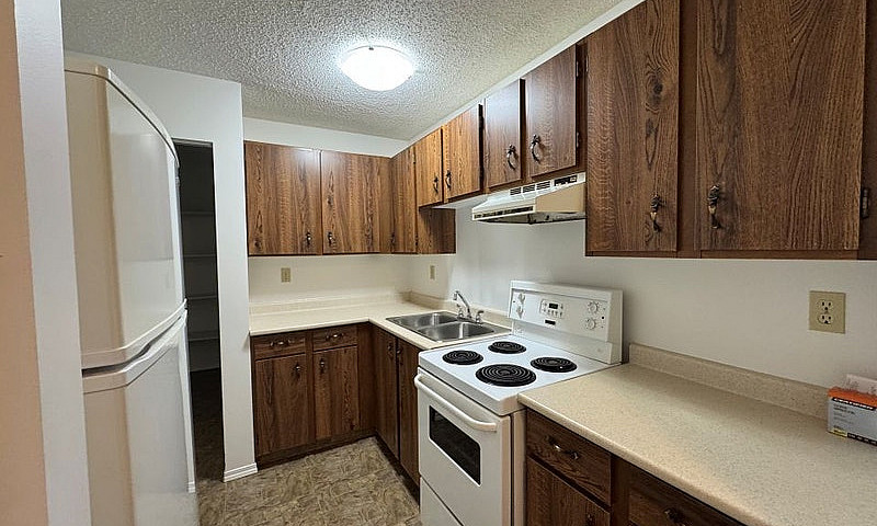 5726 57 Ave - 206 Ap...