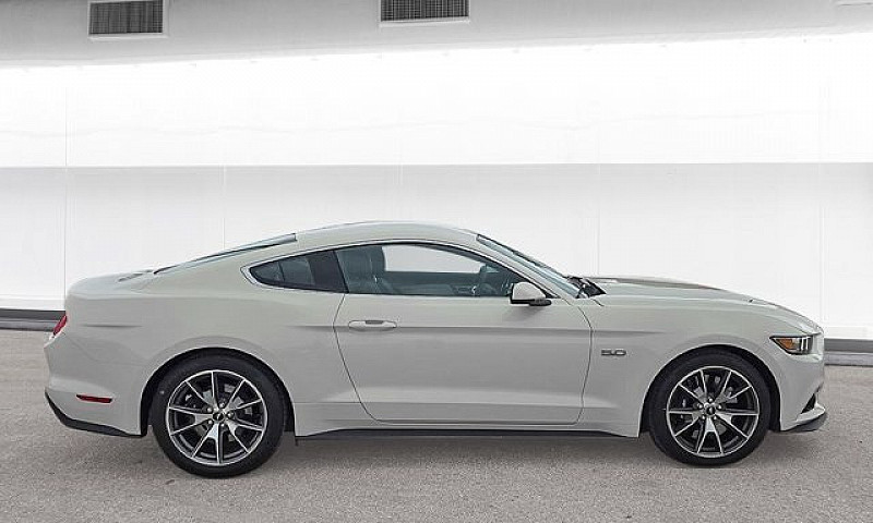 2015 Ford Mustang Gt...