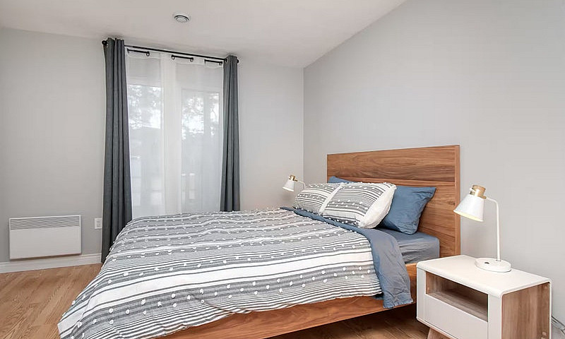 Cozy 2-Bedroom Home ...