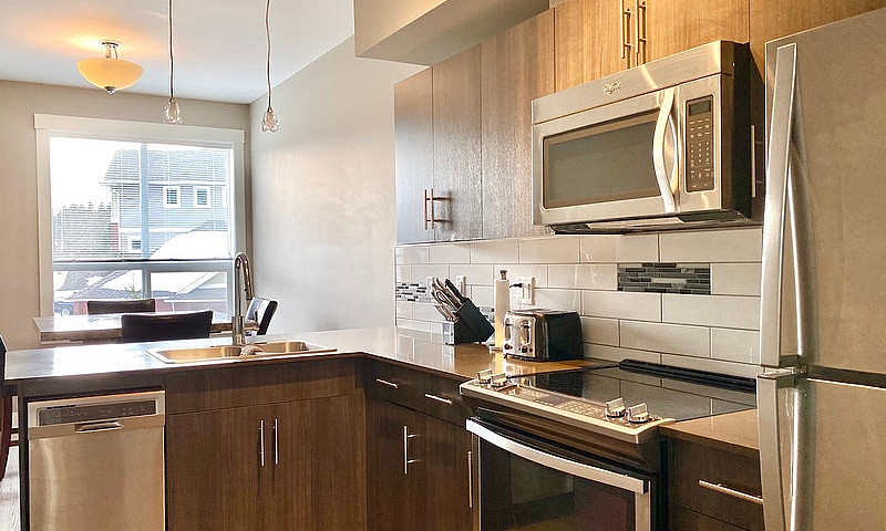 2-Bedroom 2-Bathroom...