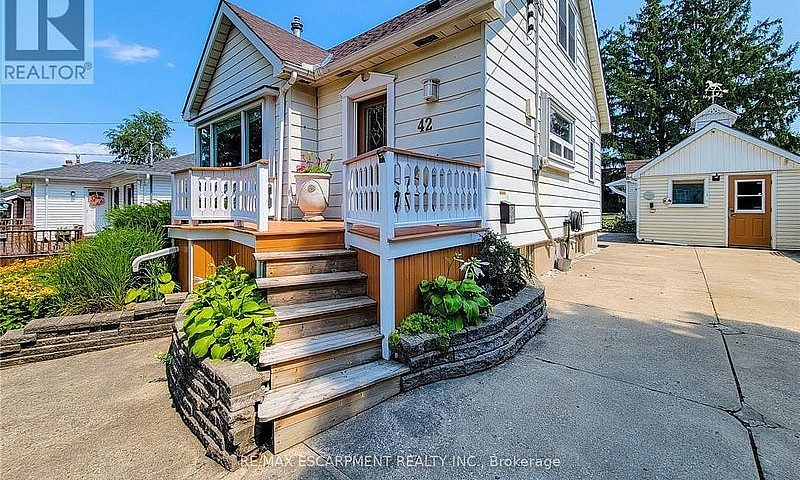 42 Lake Avenue N Ham...