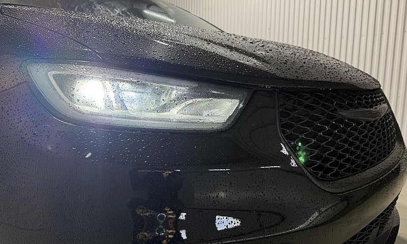 Chrysler Pacifica Li...