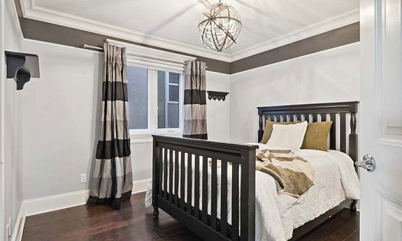 White Rock Dream Hom...