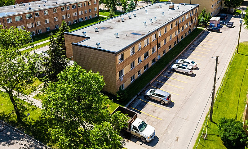 Spacious 1 Bedroom S...